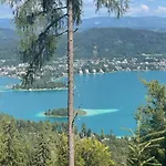 Strandhaus Am Wörthersee Velden am Wörthersee