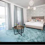 Strandhaus Am Wörthersee * Velden am Wörthersee