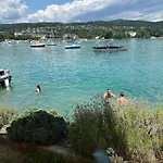 Strandhaus Am Wörthersee Hotel *