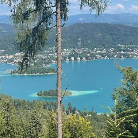 Strandhaus Am Woerthersee 벨덴암워스에르시