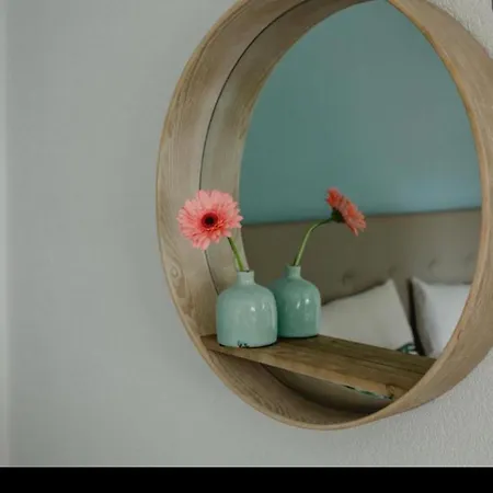 ホテル Strandhaus Am Woerthersee フェルデン・アム・ヴェルターゼー