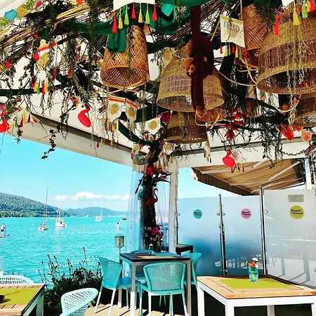 Strandhaus Am Woerthersee 호텔
