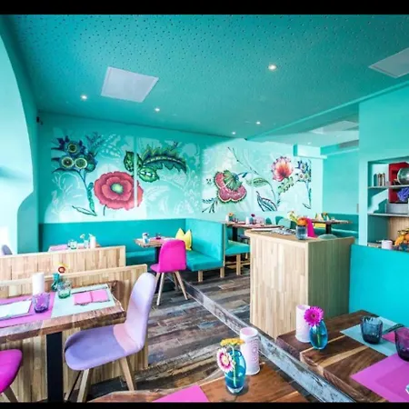 Strandhaus Am Woerthersee *