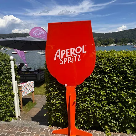 호텔 Strandhaus Am Woerthersee *