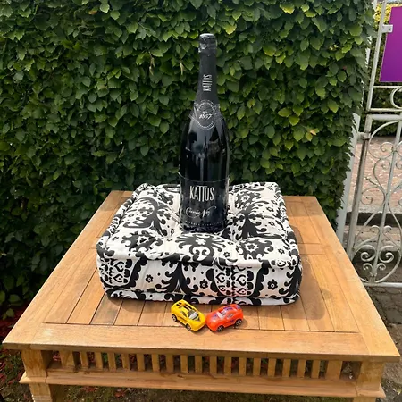 Strandhaus Am Woerthersee ホテル