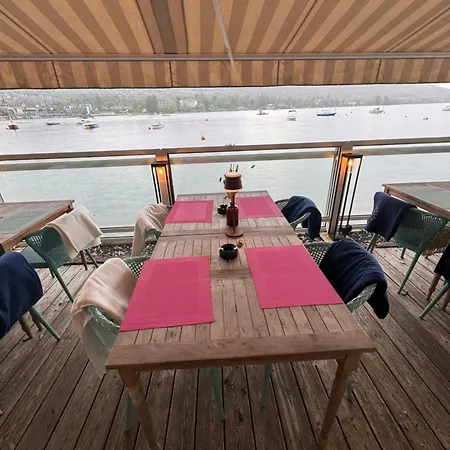 Strandhaus Am Woerthersee 호텔