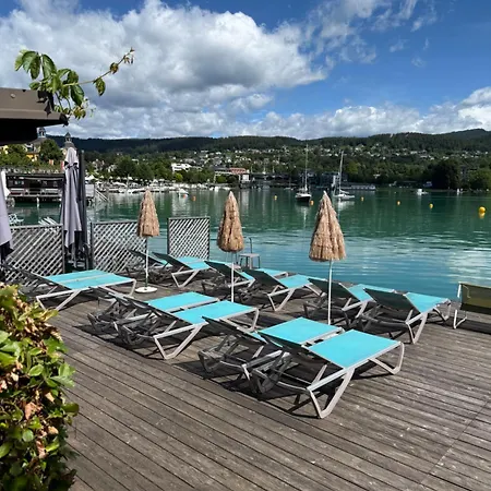 Strandhaus Am Woerthersee