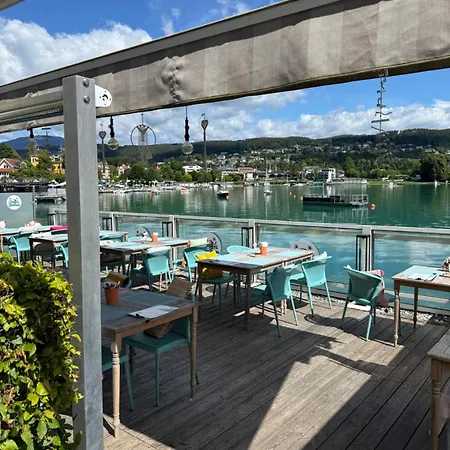 호텔 Strandhaus Am Woerthersee 벨덴암워스에르시