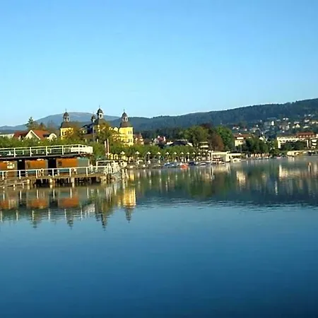 Strandhaus Am Woerthersee Velden am Woerthersee