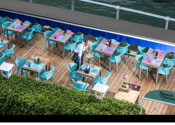 Hotel Strandhaus Am Woerthersee Velden am Wörthersee